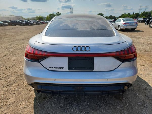 2022 AUDI E-TRON GT