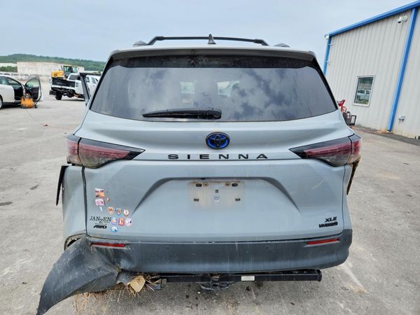 2024 TOYOTA SIENNA Others — DIRR