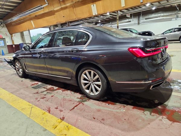 2020 BMW 740 xDrive