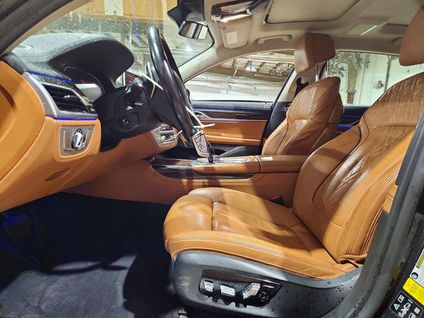 2020 BMW 740 xDrive