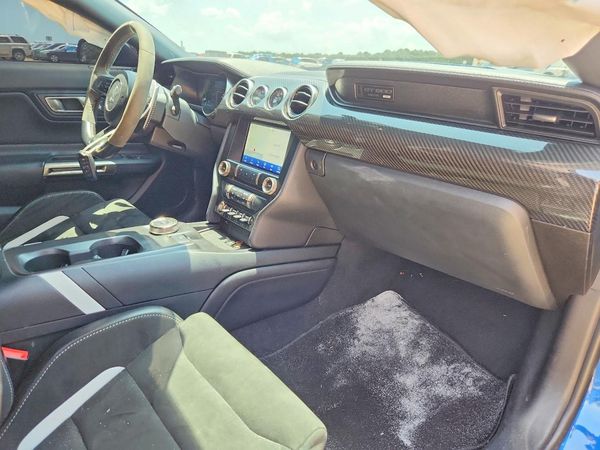 2021 FORD MUSTANG