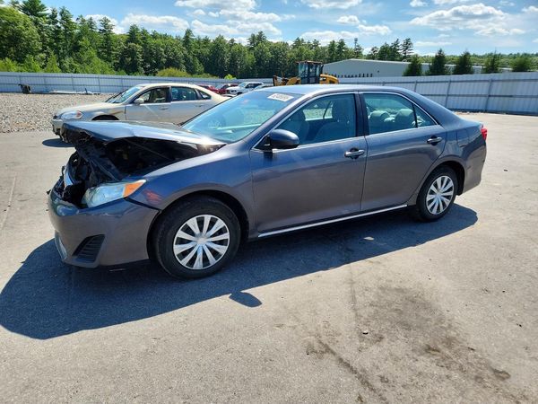 2013 TOYOTA CAMRY