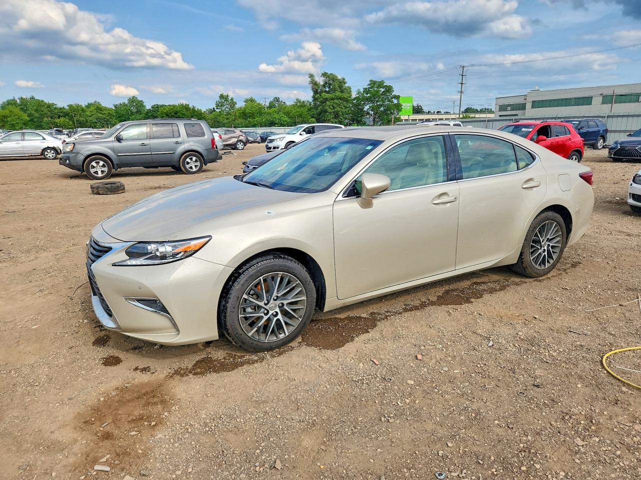 2017 LEXUS ES