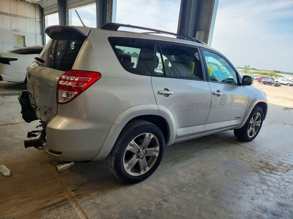 2012 TOYOTA RAV4 Sports