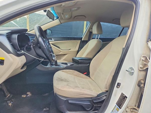 2015 KIA OPTIMA GL - Middle-low