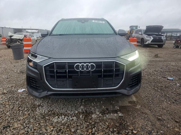 2019 AUDI Q8 quattro Prestige