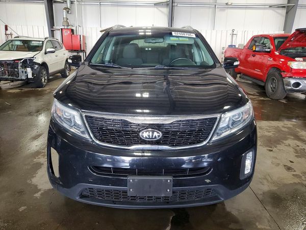 2015 KIA SORENTO GL