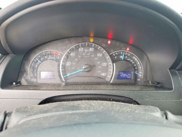 2012 TOYOTA CAMRY