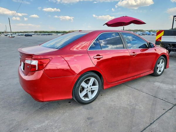 2012 TOYOTA CAMRY