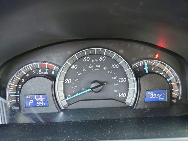 2012 TOYOTA CAMRY