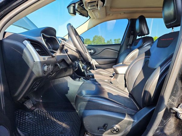 2018 JEEP CHEROKEE TRAILHAWK 4X4