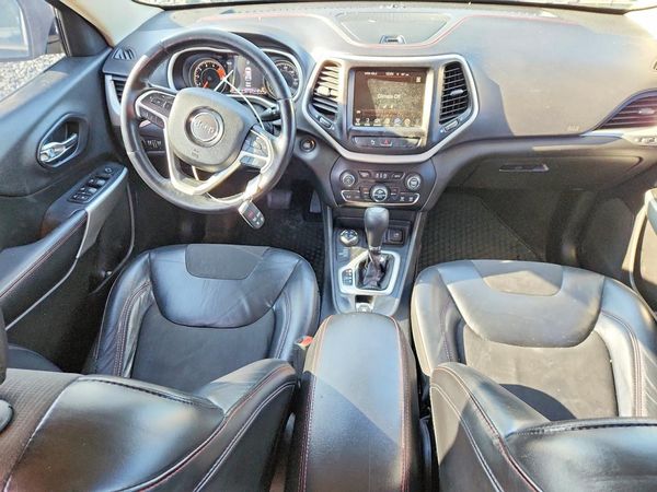 2018 JEEP CHEROKEE TRAILHAWK 4X4
