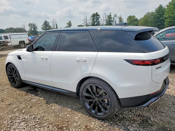2025 LAND ROVER RANGE ROVER SPORT P360 SE