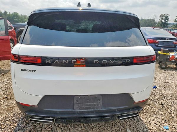 2025 LAND ROVER RANGE ROVER SPORT P360 SE