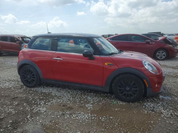 2016 MINI COOPER