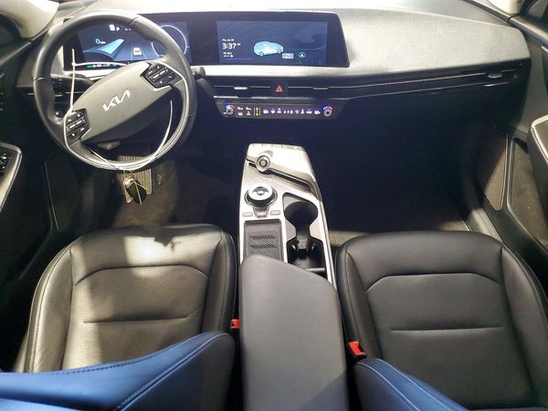 2023 KIA EV6 Light, Wind