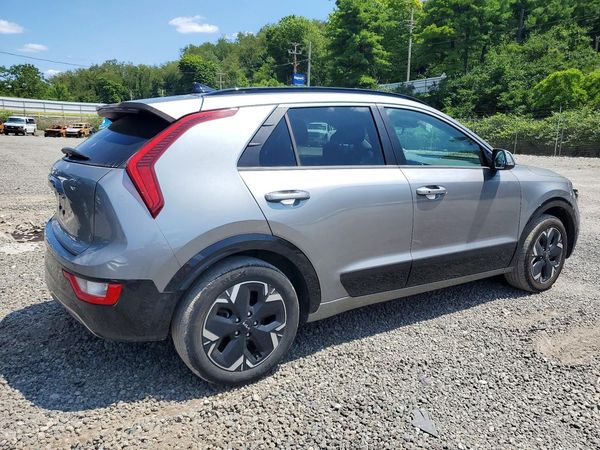 2023 KIA NIRO Wind