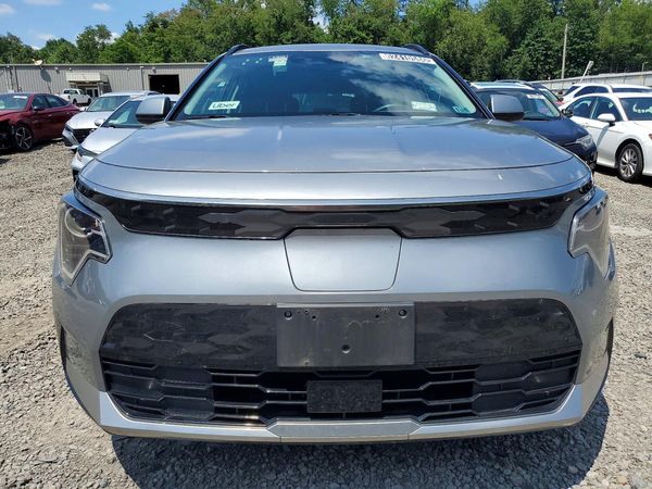 2023 KIA NIRO Wind