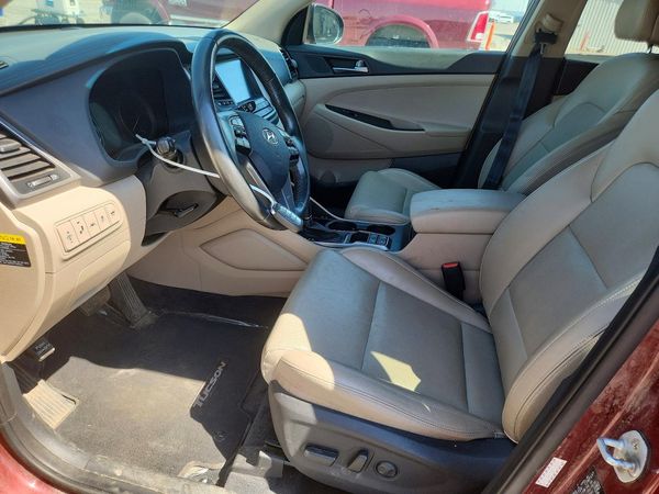 2016 HYUNDAI TUCSON