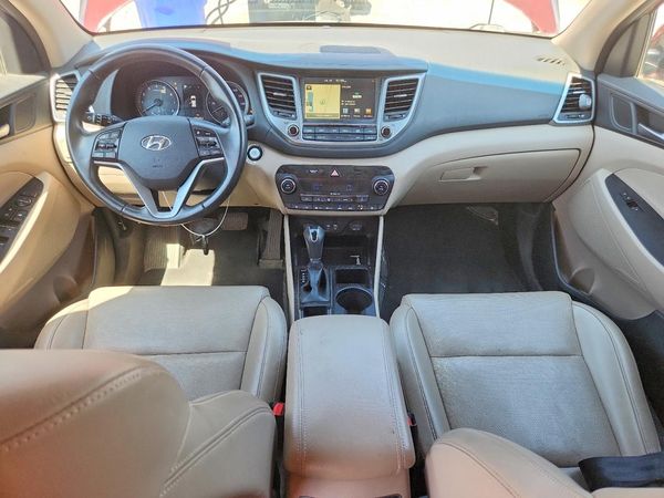 2016 HYUNDAI TUCSON