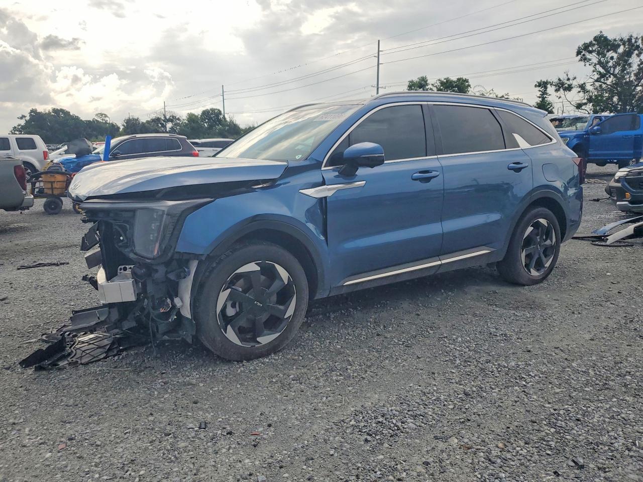 2025 KIA SORENTO