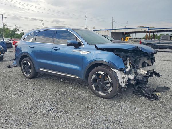 2025 KIA SORENTO