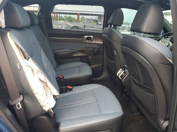 2025 KIA SORENTO