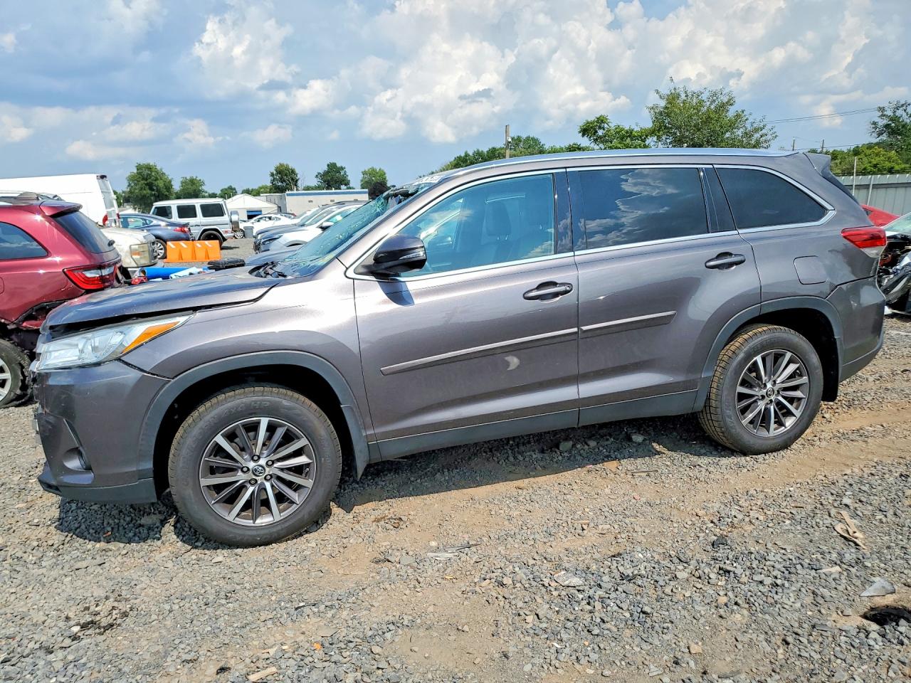 2019 TOYOTA HIGHLANDER