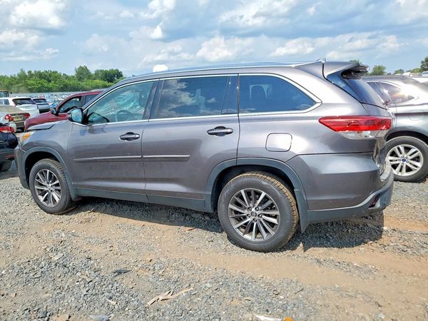2019 TOYOTA HIGHLANDER