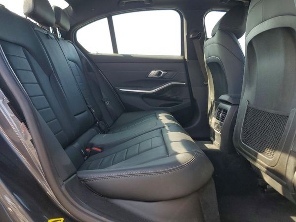 2021 BMW 330XI xDrive