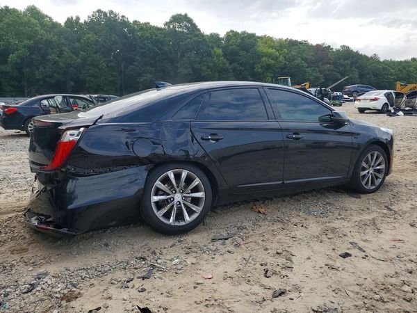 2018 CADILLAC XTS Livery