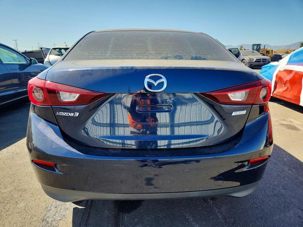 2018 MAZDA 3 Sport