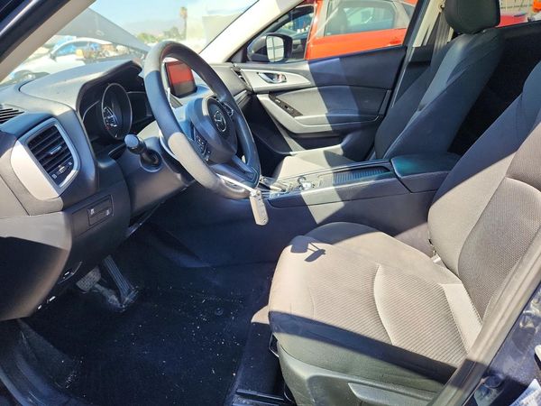 2018 MAZDA 3 Sport