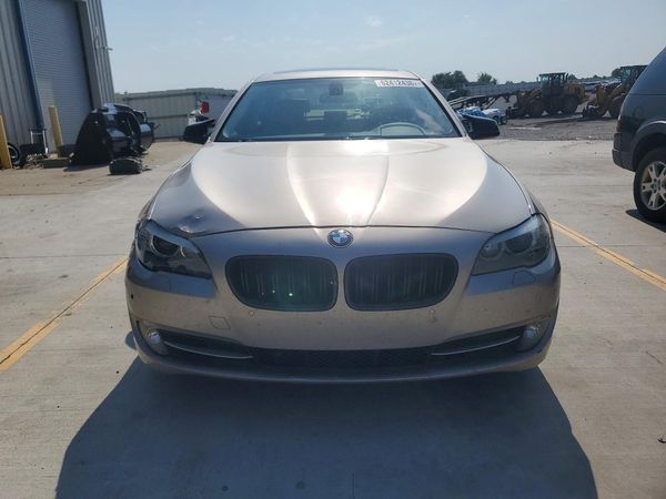 2012 BMW 528
