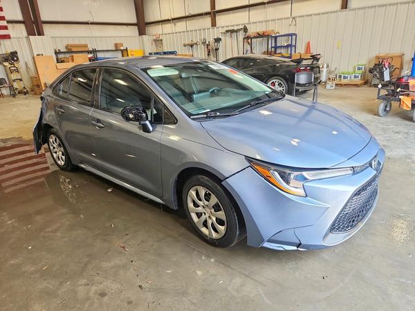 2022 TOYOTA COROLLA LE — Passenger 3/4