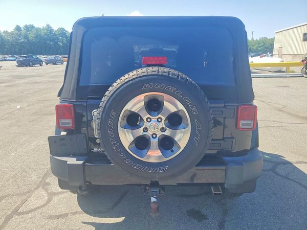 2017 JEEP WRANGLER SAHARA 4X4