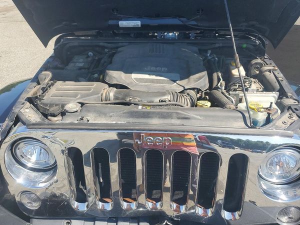 2017 JEEP WRANGLER SAHARA 4X4