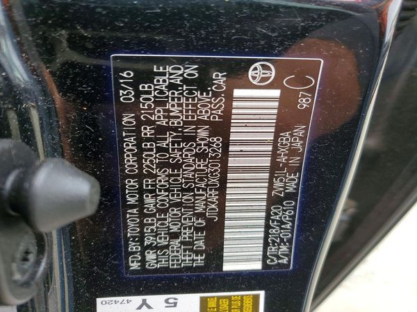 2016 TOYOTA PRIUS