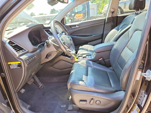 2016 HYUNDAI TUCSON