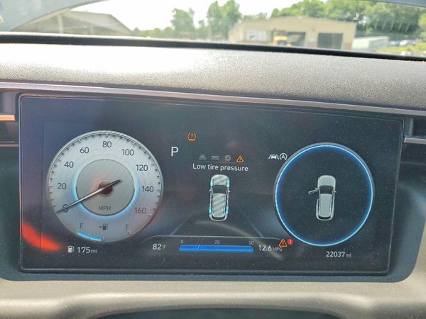 2022 HYUNDAI TUCSON SEL Premium Pkg