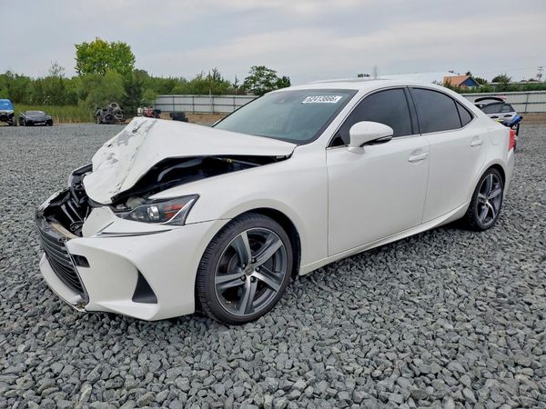 2017 LEXUS IS 300