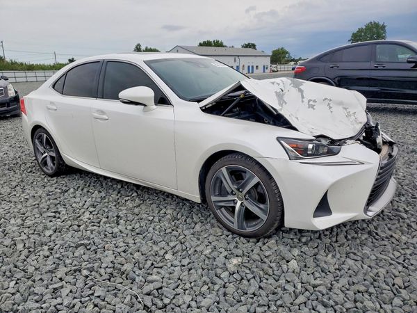 2017 LEXUS IS 300