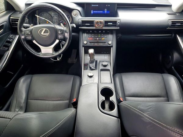 2017 LEXUS IS 300