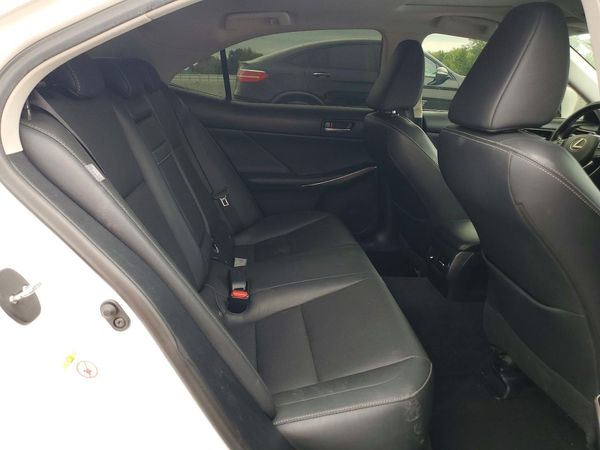 2017 LEXUS IS 300