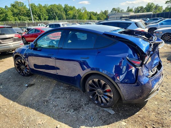 2022 TESLA MODEL Y