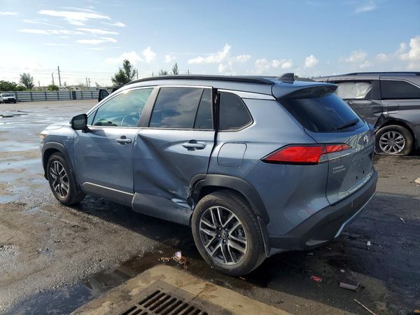 2026 TOYOTA COROLLA CROSS