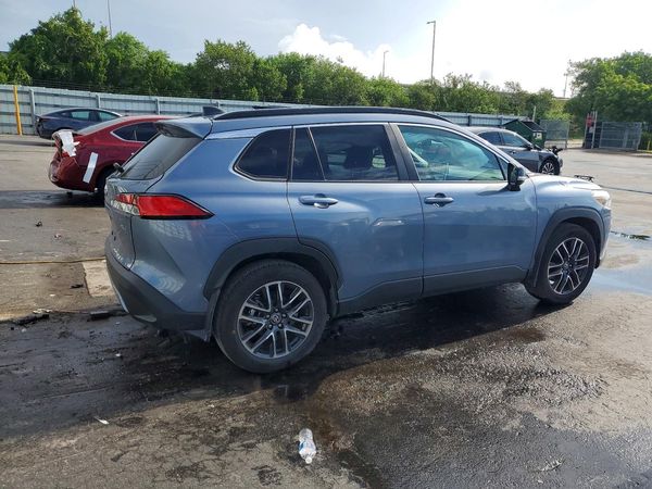2026 TOYOTA COROLLA CROSS