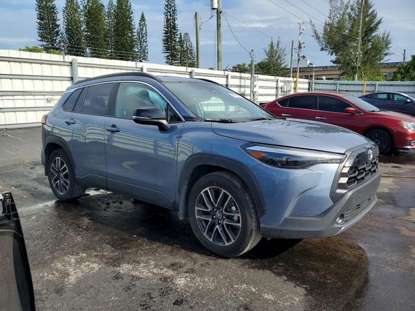 2026 TOYOTA COROLLA CROSS