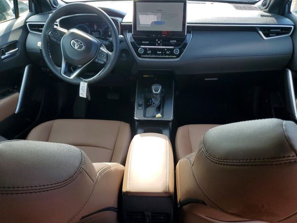 2026 TOYOTA COROLLA CROSS