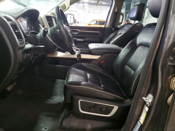 2019 RAM 1500 LARAMIE CREW CAB 4X4